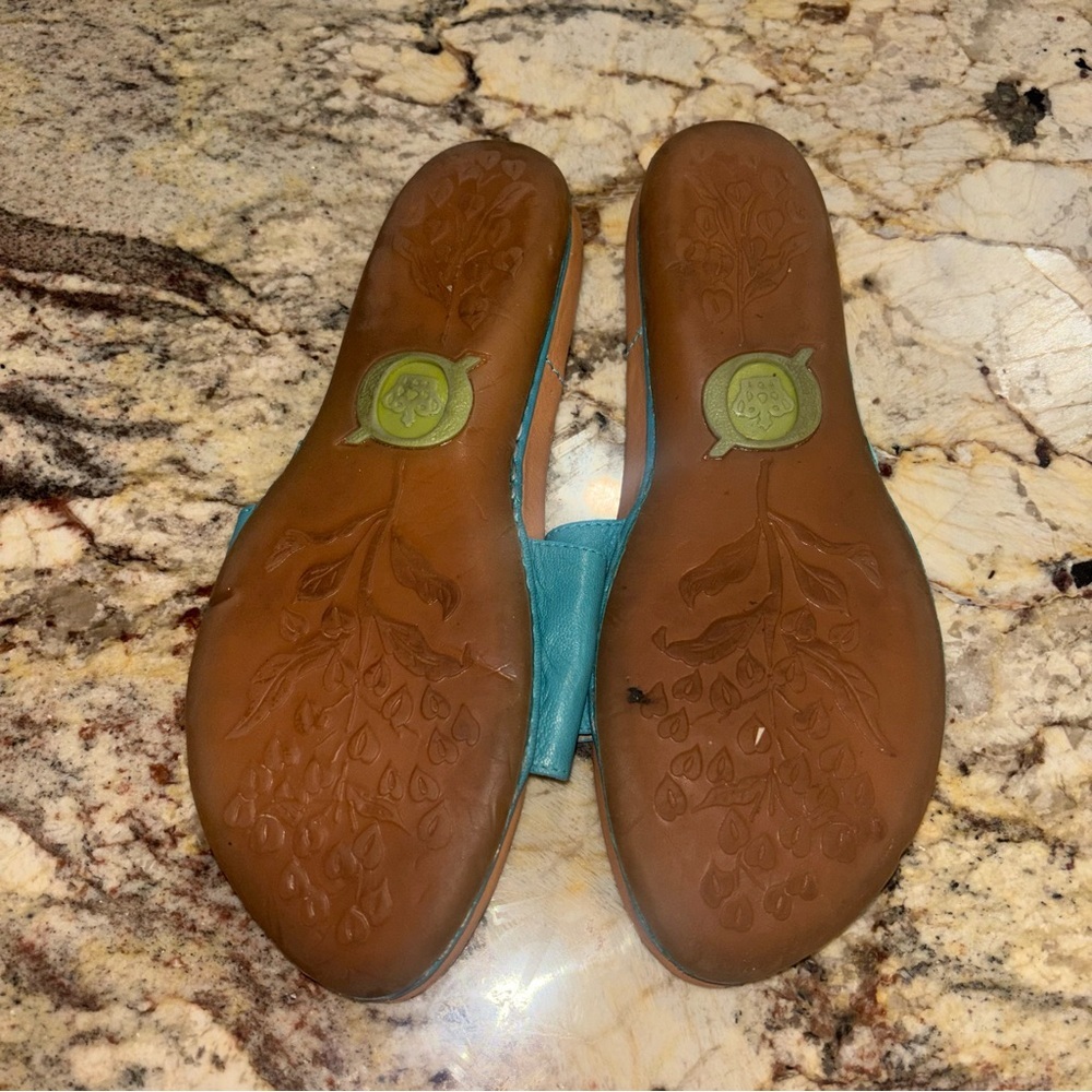 b.o.c. Teal Floral Slide Sandals - Picture 7 of 9